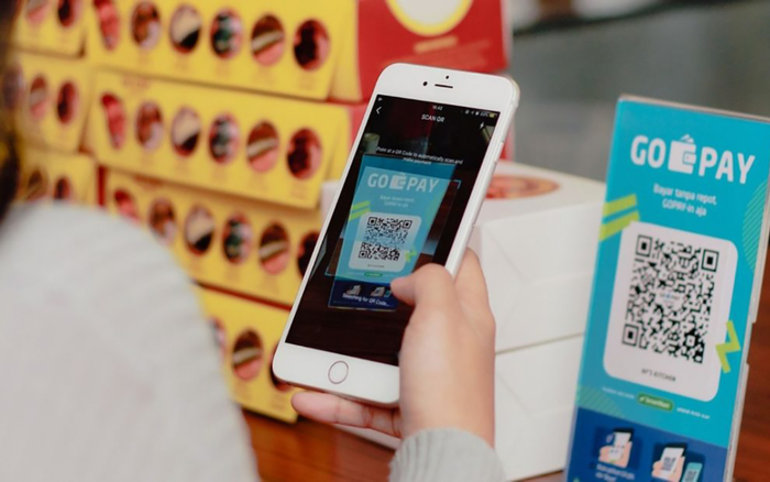 Gojek bất ngờ mua 22% cổ phần môt ngân hàng số ở Indonesia
