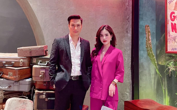 Việt Anh chụp ảnh thân thiết bên vợ cũ Hương Trần khiến dân tình mong đợi sớm nối lại tình xưa