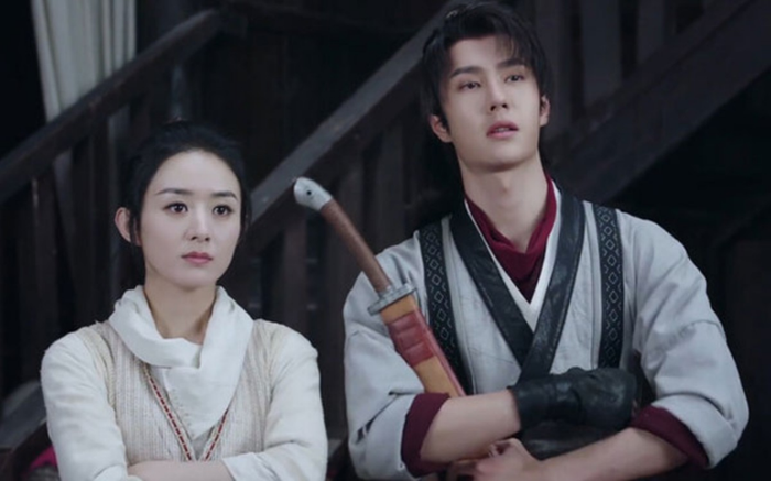 Vương Nhất Bác trêu chọc Triệu Lệ Dĩnh nhưng người chịu khổ lại là kẻ khác