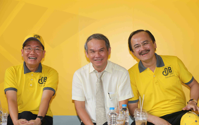 Những ông bầu đóng góp nhiều nhất cho bóng đá Việt Nam