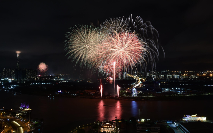 Mừng TP. Thủ Đức thành lập, TP.HCM đề xuất thêm một điểm bắn pháo hoa mới nhân dịp Tết Dương lịch 2021