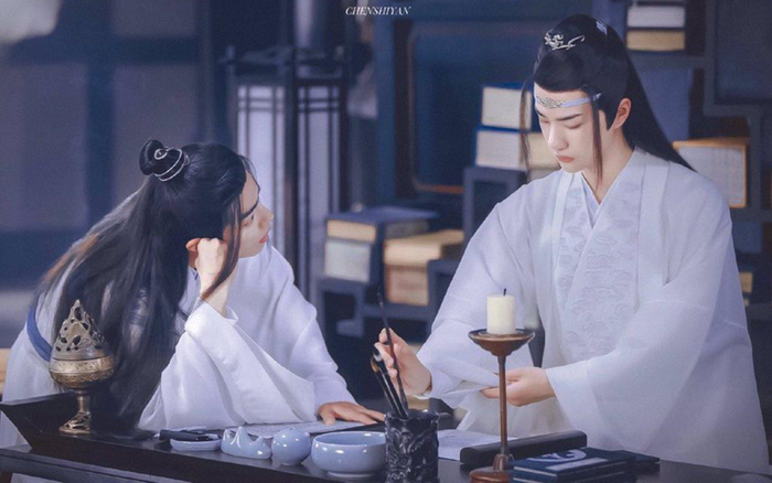 Tác giả của tiểu thuyết 'Trần tình lệnh' đang ngồi tù vì kinh doanh bất hợp pháp?