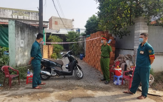 Lịch trình di chuyển của BN1453: Làm việc tại xưởng, cùng nhóm người nhập cảnh trái phép uống cà phê
