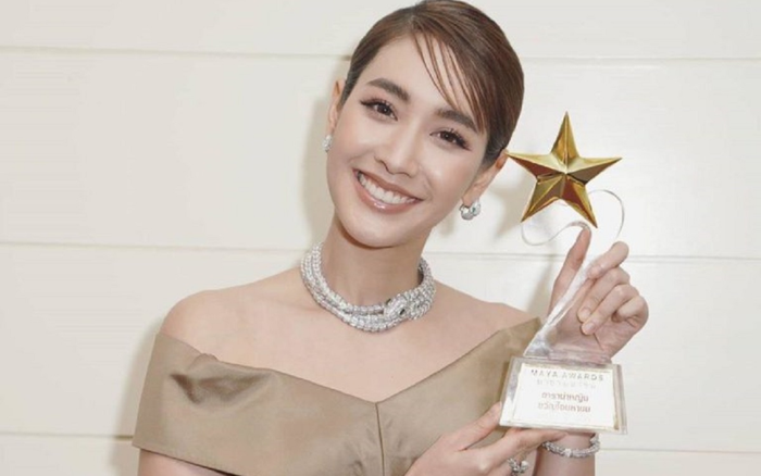 Min Pechaya đã giành được 32 giải thưởng sau 11 năm hoạt động trong ngành giải trí