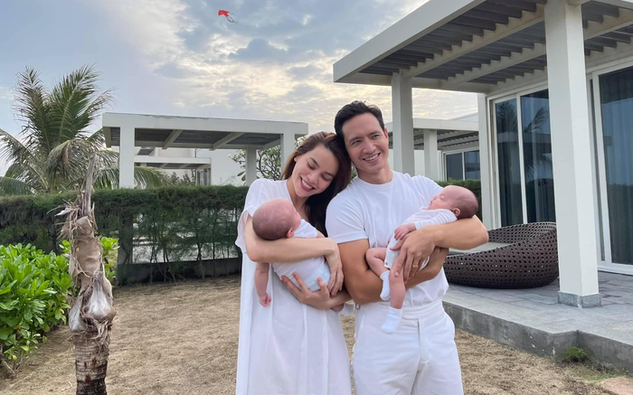 Hai nhóc tì sinh đôi nhà Hà Hồ tròn 2 tháng: 'Cực phẩm' là đây chứ đâu