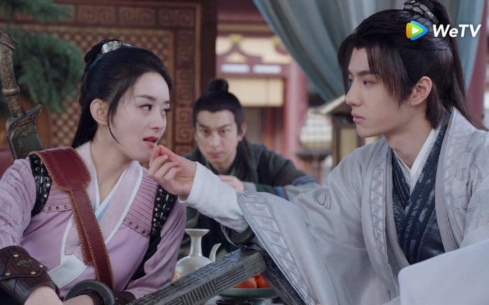 Lụi tim với loạt khoảnh khắc 'tung cẩu lương' của Triệu Lệ Dĩnh - Vương Nhất Bác trong 'Hữu Phỉ'