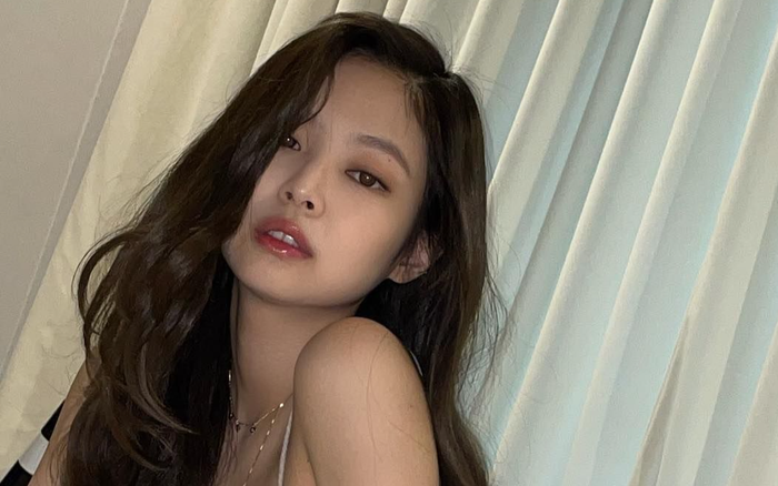 Knet phát cuồng phong cách 'sành điệu' của Jennie (BlackPink)