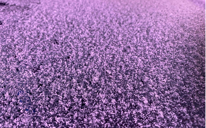 Tuyết rơi phủ trắng trời ở Y Tý Lào Cai, chuyên gia cảnh báo phượt thủ thận trọng khi đi săn tuyết