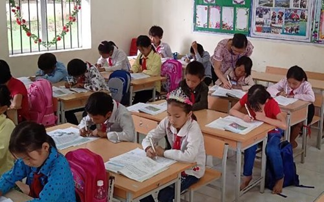 132 trường học ở Lai Châu cho học sinh nghỉ học do rét đậm, rét hại