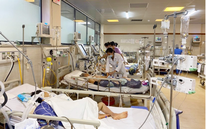Hàng loạt người đột quỵ, liệt dây thần kinh số 7 phải nhập viện cấp cứu do rét đậm rét hại