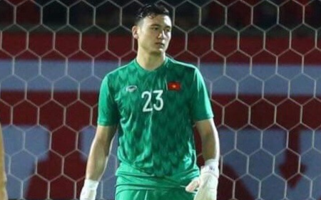 Vì sao đội bóng Thái Lan muốn kiện thủ môn Đặng Văn Lâm?