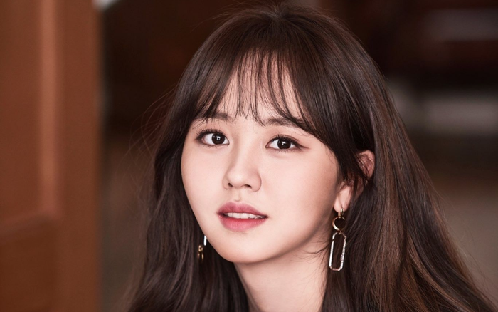 Kim So Hyun xác nhận rời công ty quản lý cũ, tìm chỗ đứng mới