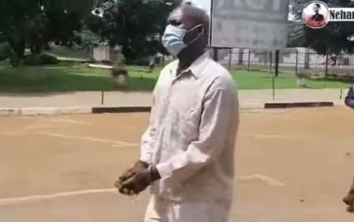 Xông vào đám tang làm nhục thi thể bạn gái kém 29 tuổi, lý do của gã đàn ông đưa ra còn phẫn nộ hơn