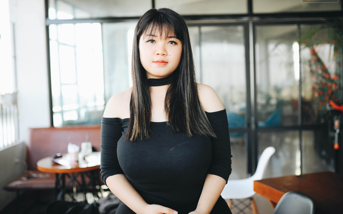 Đăng ảnh chụp vòng một 'siêu khủng', cô gái Hải Dương bị cư dân mạng 'ném đá' dữ dội
