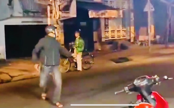 Cảnh sát nổ súng chỉ thiên, vây bắt nhóm quái xế náo loạn đường phố Sài Gòn