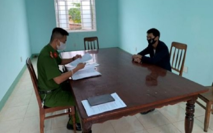 Bạn gái bị bắt vì mua bán ma túy, thanh niên bị phát hiện từng nhiều lần giao cấu với trẻ chưa đủ tuổi
