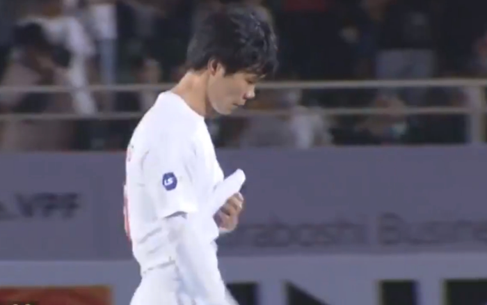 HAGL bại trận, Kiatisak nếm trái đắng đầu tiên ở V-League 2021