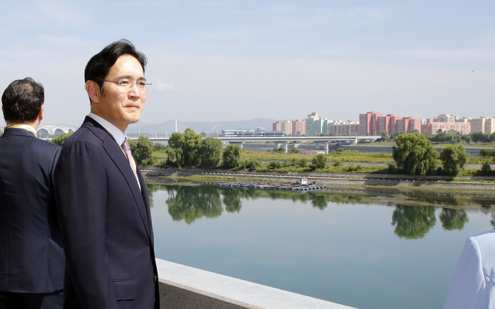 'Thái tử Samsung' Lee Jae-yong bị kết án tù