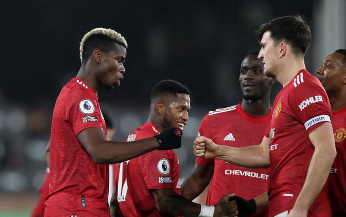 Pogba hóa người hùng, Man Utd ngược dòng bản lĩnh để đòi lại ngôi đầu