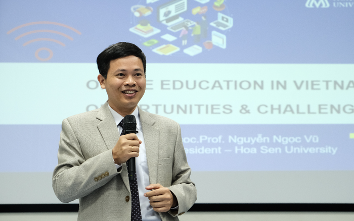 Sau dịch Covid-19, Việt Nam có nên xem giáo dục trực tuyến là bước phát triển dài hạn?