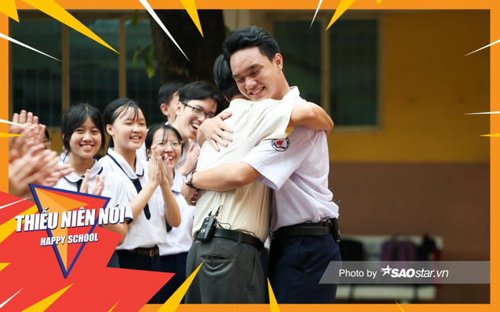 Thiếu Niên Nói 2021: Ôm chặt ba sau gần 10 năm khó mở lời trò chuyện, nam sinh vỡ òa cảm xúc hạnh phúc