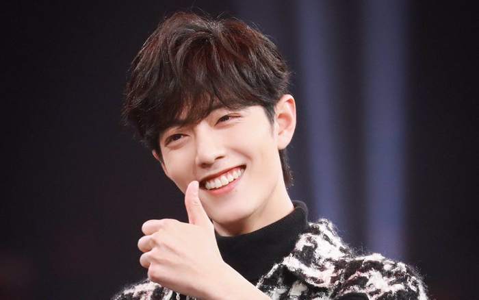 Nốt ruồi dưới môi Tiêu Chiến có ý nghĩa gì: Dù bị tẩy chay thì vẫn cứ hot!