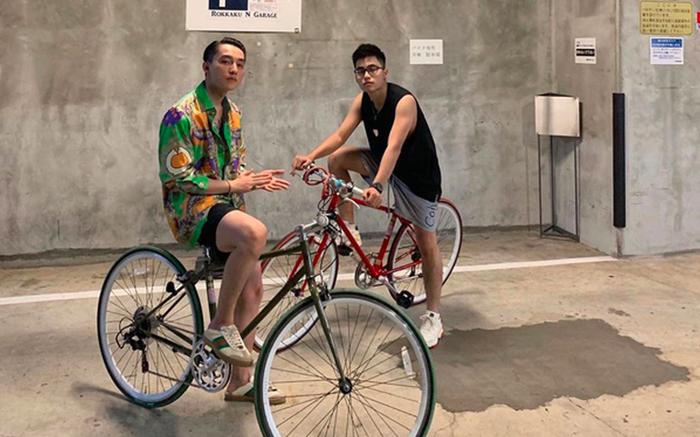 Giữa drama 'trà xanh', Việt Hoàng liên tục bị dân mạng hỏi: Sơn Tùng bỏ Thiều Bảo Trâm?