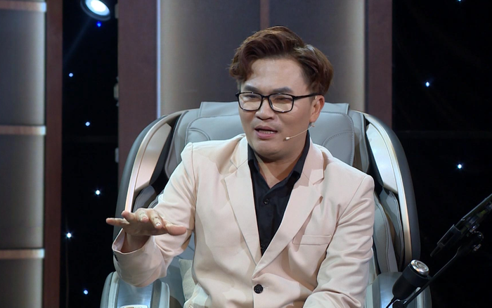 MC Đại Nghĩa: 'Nếu có mối quan hệ, cảm xúc ngoài luồng hãy thành thật chia sẻ với đối phương'