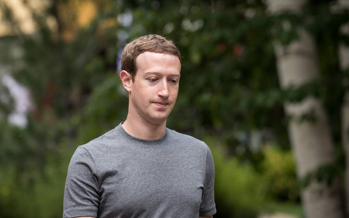 Vì sao Mark Zuckerberg đột nhiên 'nghĩ ra' Facebook?
