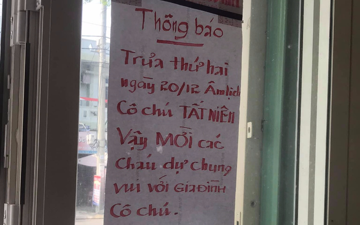 'Chủ nhà trọ của năm': Viết tay mời sinh viên ăn tất niên, dặn dò vô cùng tình cảm