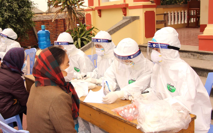 Công bố thêm 14 ca nhiễm COVID-19: Hà Nội 5 người, Hoà Bình 2, Gia Lai 2