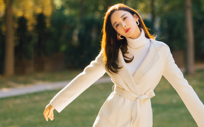 Cổ Lực Na Trát 'mắng' fan ngay trên mạng xã hội