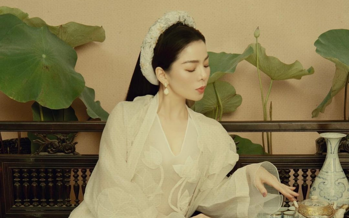 Lệ Quyên hoá nàng Kiều duyên dáng, không hở chút nào mà vẫn quyến rũ vô cùng