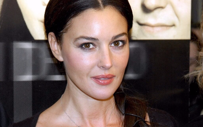 Bí quyết làm đẹp giúp Monica Bellucci 56 tuổi không bao giờ phải tiếc nuối thời 20