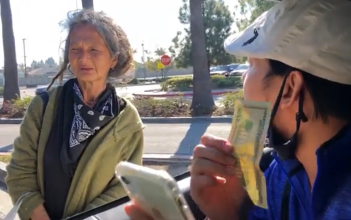 Xót xa cuộc sống ca sĩ hải ngoại xinh đẹp nức tiếng một thời: Bị mất trí, đi ăn xin và lang thang tại Mỹ