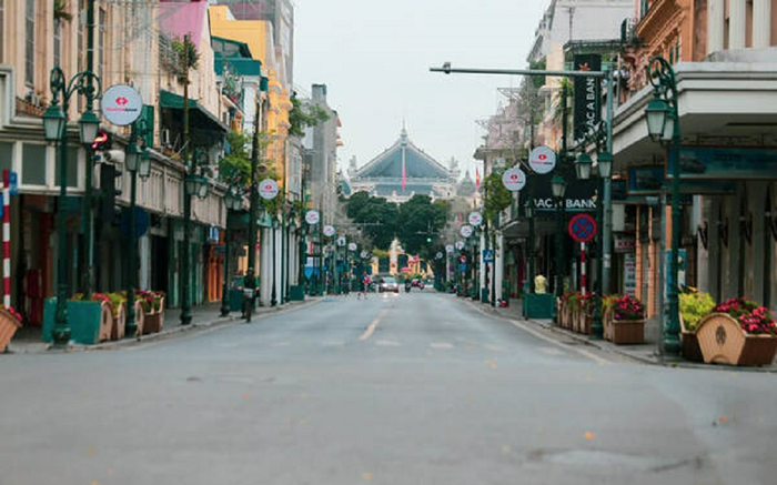 Hà Nội chính thức đóng cửa quán ăn đường phố, cà phê, trà đá từ 0h ngày 16/2