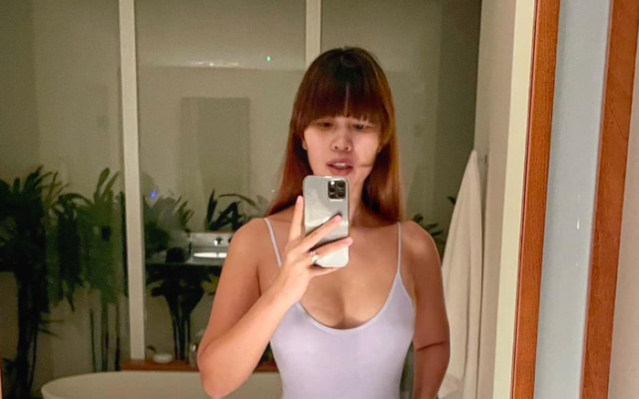 Khoe body 3 vòng căng đét, siêu mẫu Hà Anh lại khiến dân tình 'giật mình' vì mặt mộc kém sắc