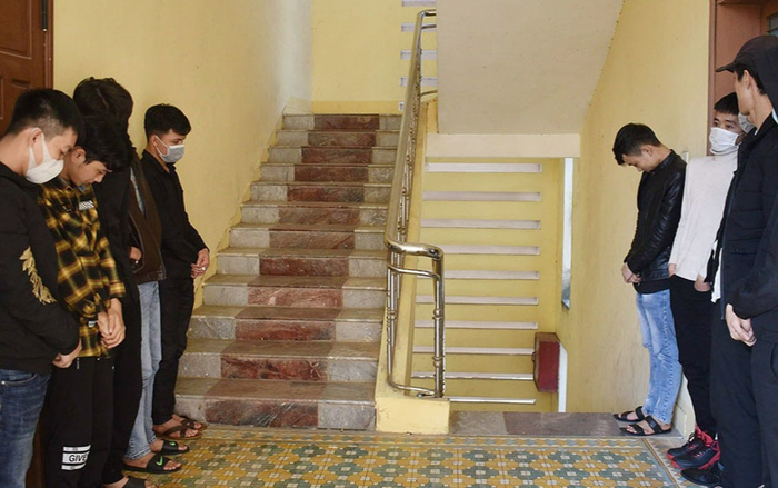 Phát hiện nhiều sinh viên dương tính với ma túy bên trong quán karaoke