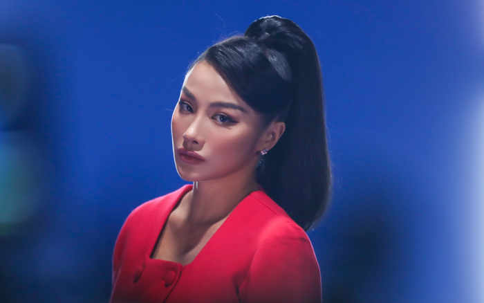 Yaya Trương Nhi nóng bỏng trong MV mới, phát ngôn hùng hồn liên quan đến Binz