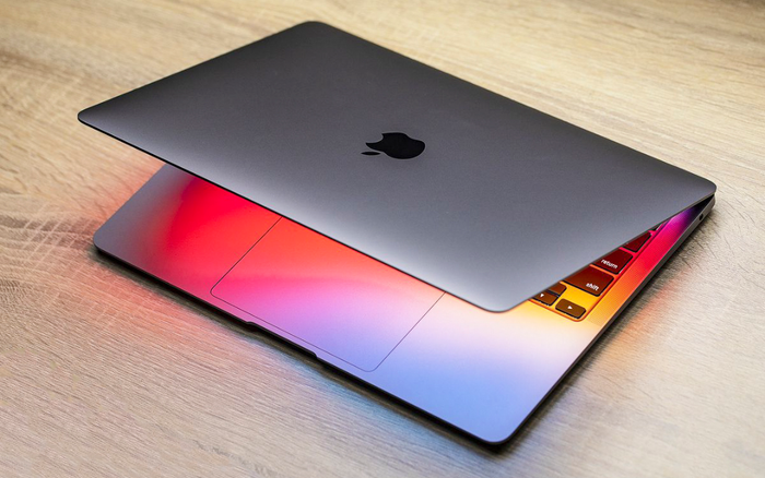 Apple bất ngờ bán MacBook Pro M1 phiên bản giá rẻ hơn 15%, vẫn được bảo hành như máy mới