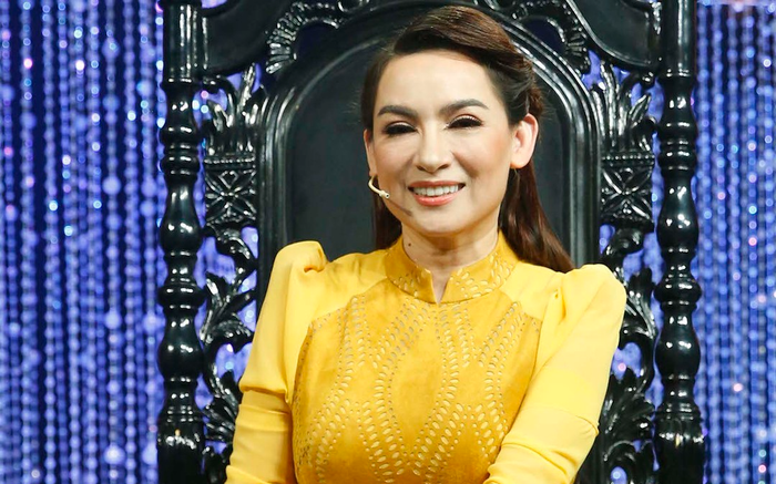 Phi Nhung liên tục cập nhật động thái trấn an bản thân, chuyện gì đã xảy ra?