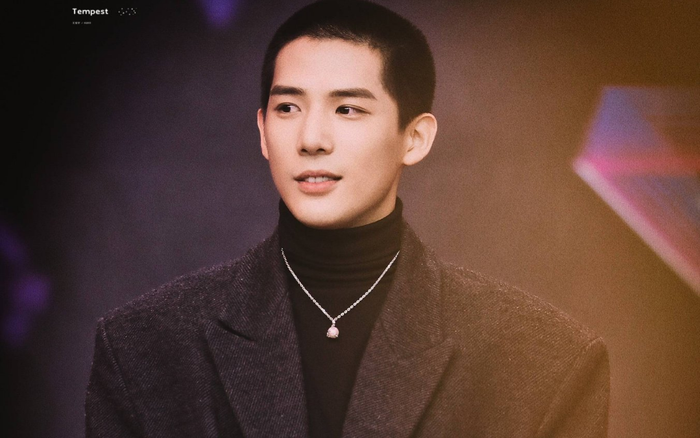 Khổ như Vương An Vũ: Lặng lẽ đi bệnh viện nhưng vẫn bị dân mạng mắng?