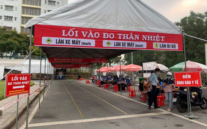 Sinh viên được trở lại kí túc xá Đại học Quốc gia TP.HCM từ 7h ngày 27/2