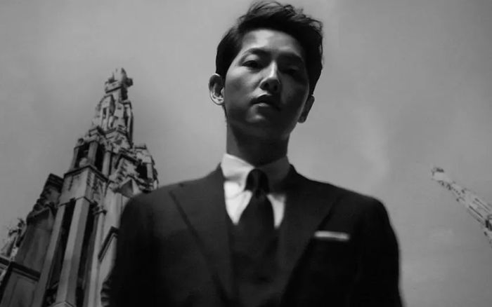 'Vincenzo': Khán giả 'mãn nhãn' với 'nội dung sáu múi' của Song Joong Ki và Jeon Yeo Bin