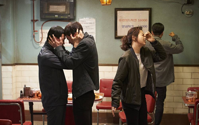 'Nghề siêu khó': Hội cảnh sát đa tài chuyên tấu hài làm khán giả chỉ biết cười ná thở