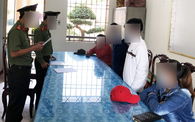 Xử phạt 3 học sinh giả mạo văn bản về việc cho phép học sinh nghỉ học