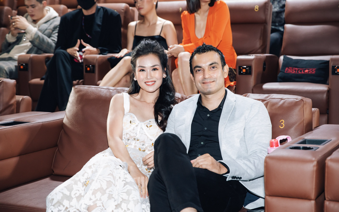 Võ Hạ Trâm xác nhận đang mang thai con đầu lòng