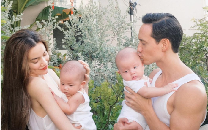 Hà Hồ khoe loạt ảnh cực đáng yêu của Leon - Lisa mừng hai bé tròn 4 tháng tuổi