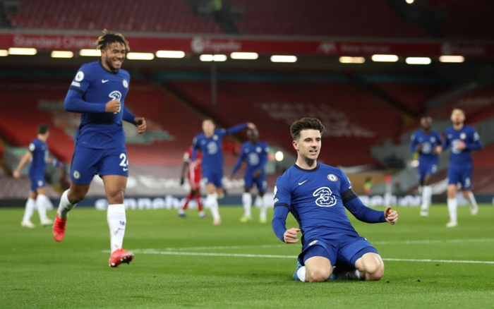 Chelsea hạ gục Liverpool trong trận cầu '6 điểm'