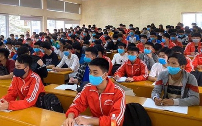 Kỷ luật nặng sinh viên khai báo y tế không trung thực